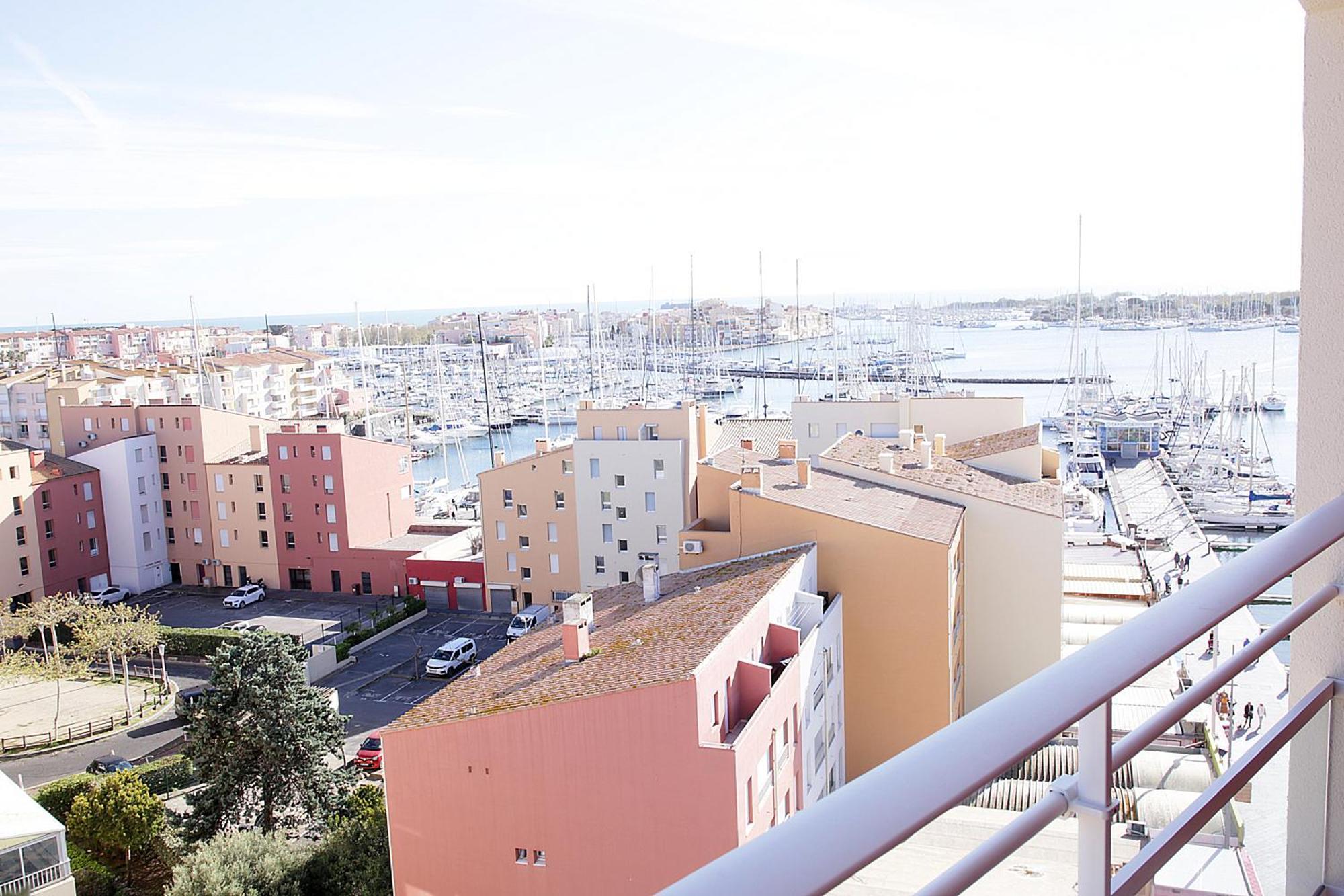 Centre Port,vue Panoramique,clim,balcon,wifi Apartment