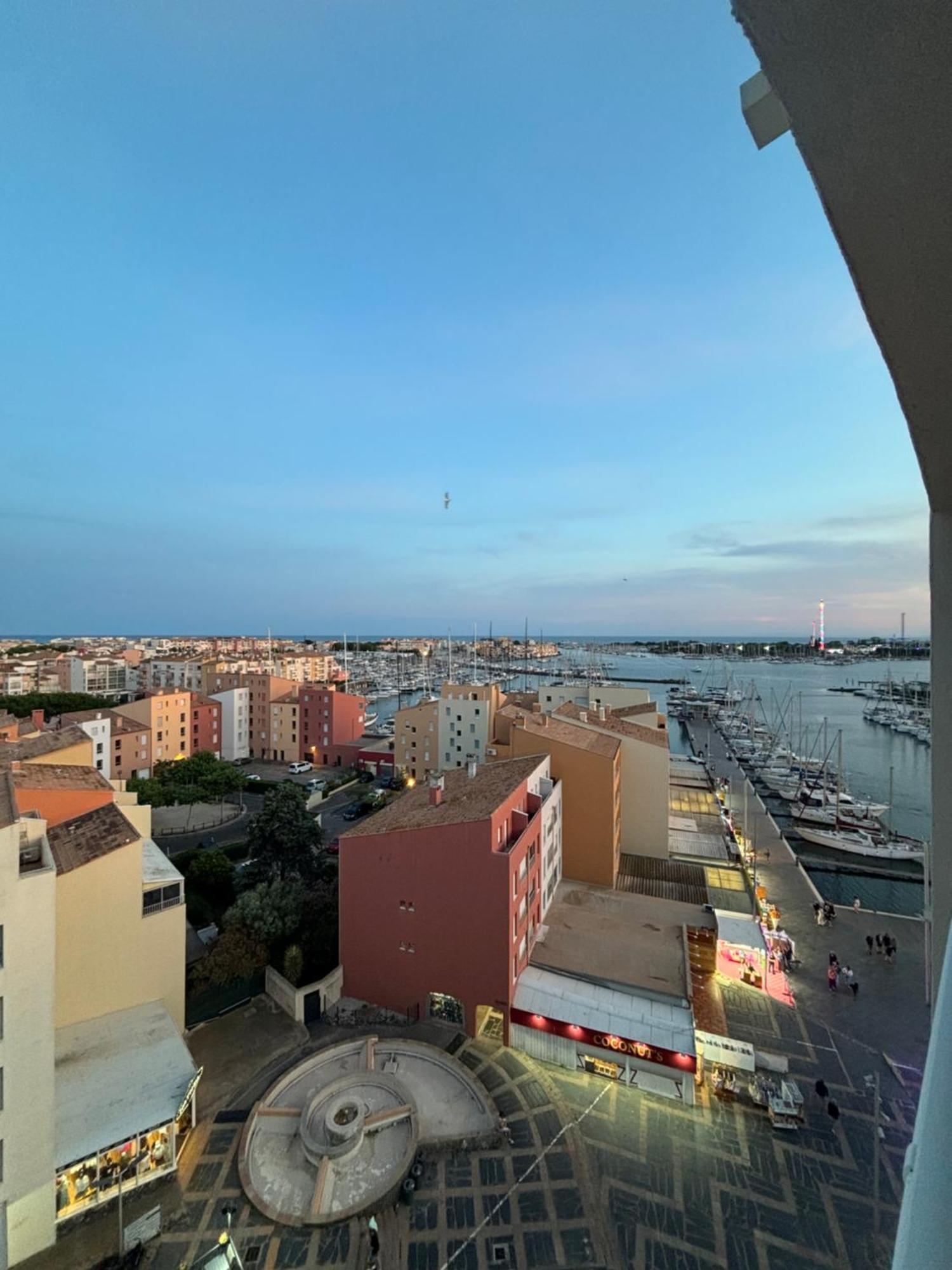 Centre Port,vue Panoramique,clim,balcon,wifi Apartment