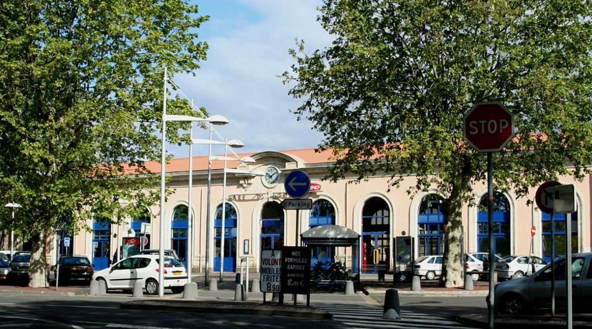 Centre Port,vue Panoramique,clim,balcon,wifi * Agde
